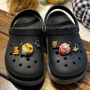 Vintage Men’s Crocs With Charms